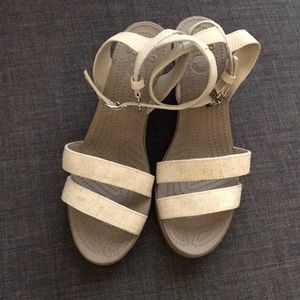 Crocs Women's Leigh II Cross-Strap Wedge Sandals